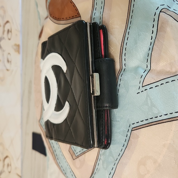 - `ღ´- ♥ -`ღ´-♥.-ღ´- AUTHENTIC Chanel Cambon CC Wallet `ღ´- ♥ -`ღ´-♥.-ღ´- - Picture 7 of 16